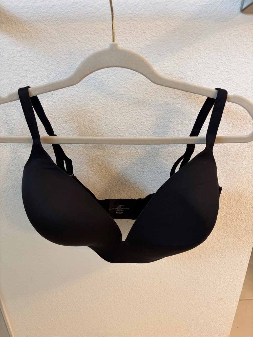 Everyday Seamless Black T-Shirt Bra - Classic Comfort